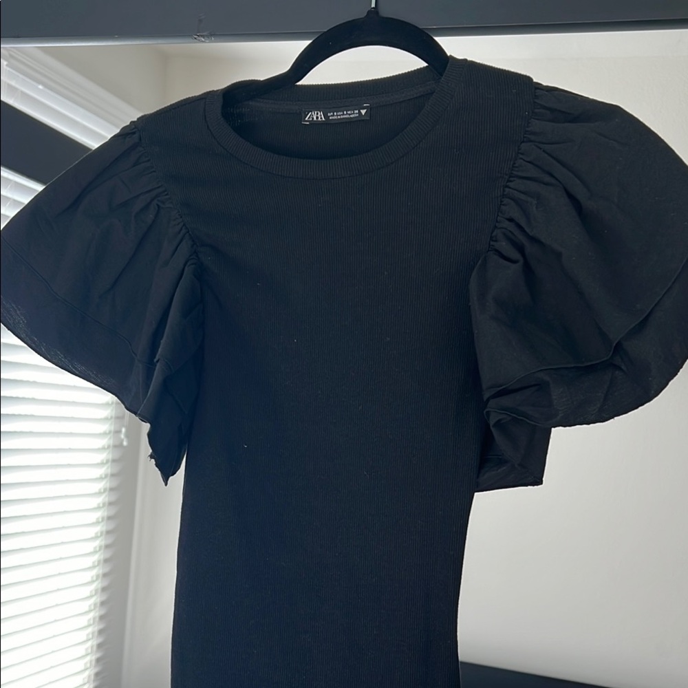 Zara Black Puff Sleeve Top
